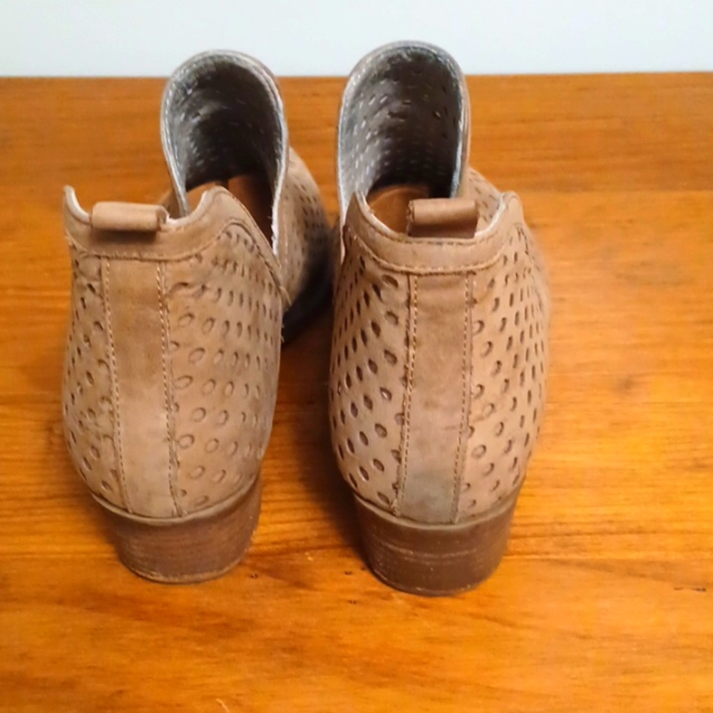 Steve Madden Perforated Booties, Size 9 - image 3